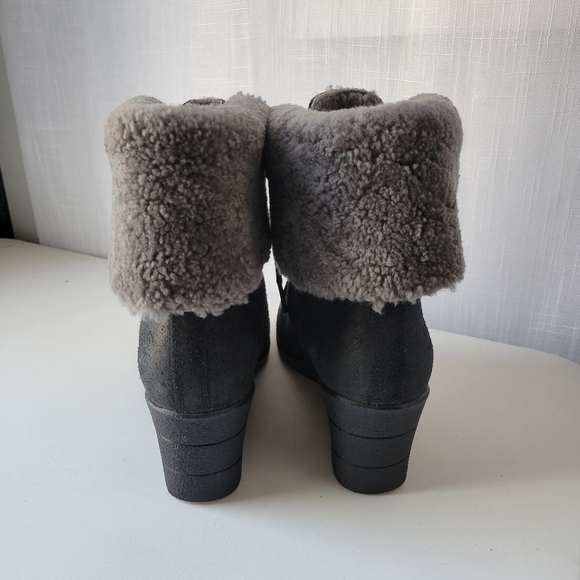 UGG women's Zea black ankle lace up wedge winter boots size 8 - Picture 4 of 11